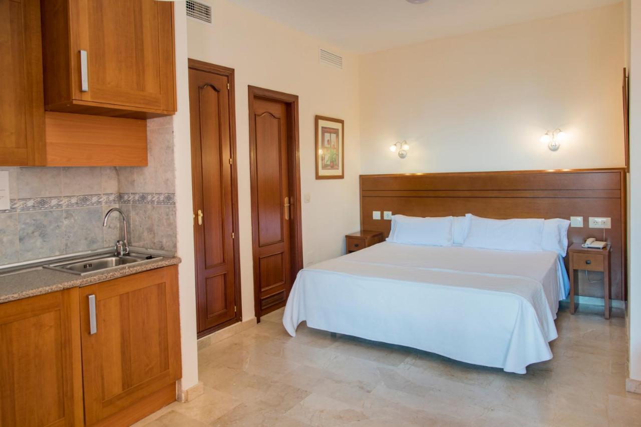 Apartamentos Don Juan Manilva Kültér fotó